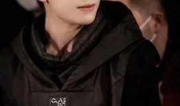 娱乐圈吃瓜爆料易烊千玺,娱乐圈风云再起，揭秘明星背后的故事